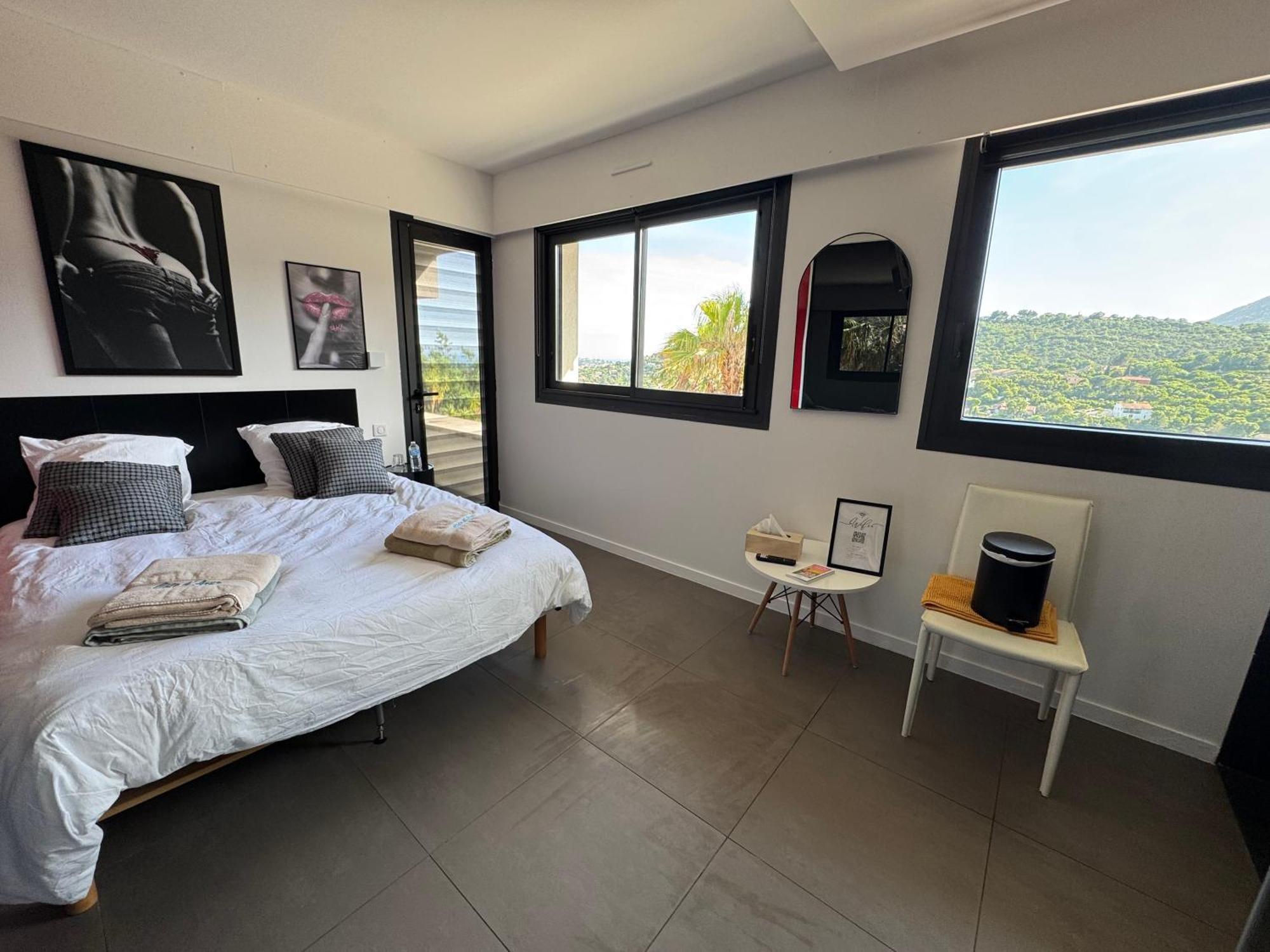 كافالير سور مير Villa Hirondelles 35 المظهر الخارجي الصورة